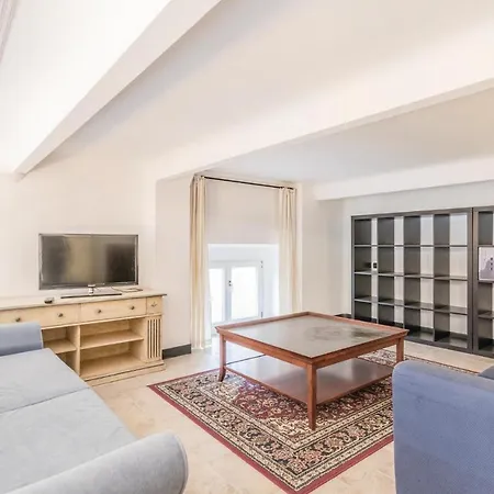 Apartment Belvedere *